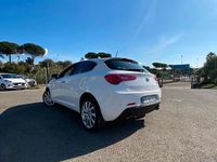 Usata Alfa Romeo Giulietta Super 175 CV (128 kW) 2016 Bianco Berlina