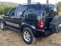 Second-hand Jeep Cherokee 163 CP (119 kW) 2009 SUV