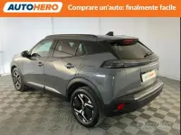 Usata Peugeot 2008 Allure 101 CV (74 kW) 2024 Grigio SUV