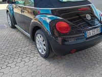 Usata VW New Beetle 105 CV (77 kW) 2005 Nero Utilitaria