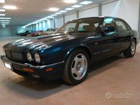 Usata Jaguar XJR 325 CV (239 kW) 1995 Blu Berlina
