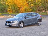 Usata Volvo V40 Inscription 120 CV (88 kW) 2017 Grigio Berlina