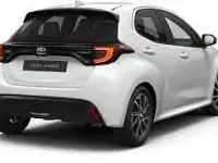 Usata Toyota Yaris Hybrid Trend 92 CV (67 kW) 2023 Bianco Berlina