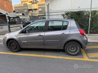Usata Renault Clio II 48 CV (35 kW) 2010 Grigio Utilitaria