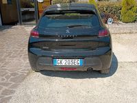 Usata Peugeot 208 Active+ 100 CV (73 kW) 2022 Nero Utilitaria