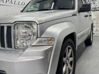 Usata Jeep Cherokee Overland 200 CV (147 kW) 2011 Grigio SUV