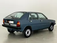 Usata Lancia Delta 75 CV (55 kW) 1981 Blu Utilitaria