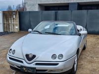 Begagnad Alfa Romeo Spider 150 HK (110 kW) 1997 Vit Cab