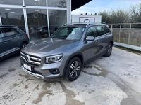 Usata Mercedes GLB180 116 CV (85 kW) 2021 Grigio SUV