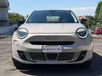 Usata Fiat 600 110 CV (80 kW) 2025 Beige SUV