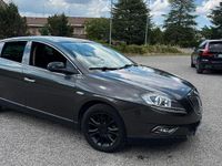 Usata Lancia Delta 150 CV (110 kW) 2010 Grigio Utilitaria