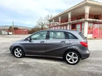 Begagnad Mercedes B200 Premium 136 HK (100 kW) 2012 Grå Minibuss