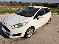 Usata Ford Fiesta Titanium 75 CV (55 kW) 2016 Bianco Berlina