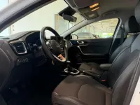 Usata Kia XCeed 136 CV (100 kW) 2022 White soul SUV