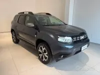 Usata Dacia Duster Journey 101 CV (74 kW) 2023 Grigio SUV