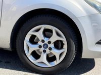 Usata Ford Focus 115 CV (84 kW) 2011 Argento Station wagon