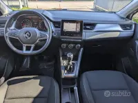 Usata Renault Captur Business 91 CV (66 kW) 2021 Grigio SUV