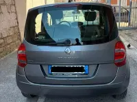 Usata Renault Modus Dynamique 75 CV (55 kW) 2009 Grigio Monovolume