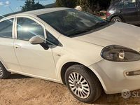 Usata Fiat Punto Pop 75 CV (55 kW) 2012 Utilitaria