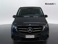 Begagnad Mercedes V300 Exclusive 237 HK (174 kW) 2023 Grå Minibuss