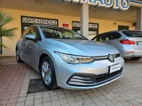 Usata VW Golf VIII Life 116 CV (85 kW) 2023 Grigio Berlina