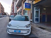 Usata VW up! Move 75 CV (55 kW) 2014 Bianco Utilitaria