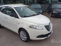 Usata Lancia Ypsilon 69 CV (50 kW) 2013 Bianco Utilitaria