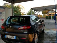 Usata Alfa Romeo 147 120 CV (88 kW) 2006 Nero Utilitaria