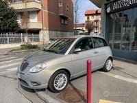 Usata Lancia Ypsilon 60 CV (44 kW) 2008 Grigio Utilitaria