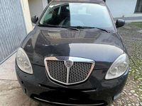 Usata Lancia Ypsilon 60 CV (44 kW) 2011 Nero Utilitaria