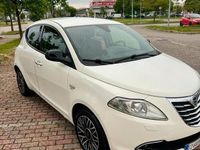 Usata Lancia Ypsilon S 95 CV (69 kW) 2015 Bianco Utilitaria