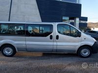Usata Opel Vivaro 120 CV (88 kW) 2009 Grigio Monovolume