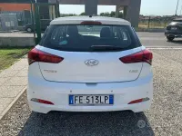 Usata Hyundai i20 Style 84 CV (61 kW) 2016 Bianco Berlina