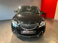 Usata Lancia Ypsilon Gold 69 CV (50 kW) 2021 Nero Utilitaria