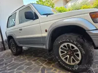 Usata Mitsubishi Pajero 100 CV (73 kW) 1995 Bianco SUV