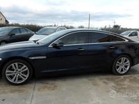 Usata Jaguar XJ 275 CV (202 kW) 2015 Blu Berlina