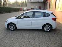 Usata BMW 218 Active Tourer Advantage 136 CV (100 kW) 2015 Bianco Monovolume
