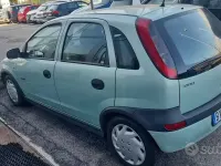 Usata Opel Corsa Club 75 CV (55 kW) 2002 Verde Utilitaria
