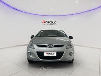 Usata Hyundai i20 Comfort 77 CV (56 kW) 2009 Gray Utilitaria