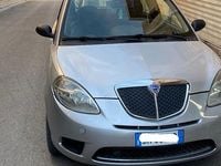 Usata Lancia Ypsilon 60 CV (44 kW) 2007 Grigio Utilitaria