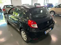 Usata Renault Clio III Dynamique 75 CV (55 kW) 2012 Other Berlina