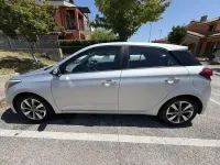 Usata Hyundai i20 Comfort 75 CV (55 kW) 2015 Utilitaria