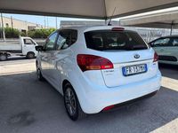 Usata Kia Venga 90 CV (66 kW) 2018 Bianco Utilitaria