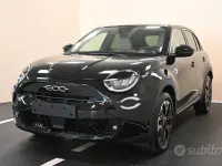 Usata Fiat 600 101 CV (74 kW) 2024 Nero SUV
