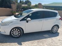 Usata Ford B-MAX 100 CV (73 kW) 2014 Bianco Monovolume