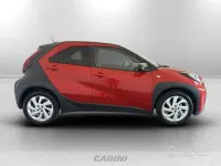 Usata Toyota Aygo X Trend 72 CV (52 kW) 2022 Rosso SUV