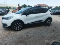 Usata Renault Captur Intens 90 CV (66 kW) 2017 Bianco SUV