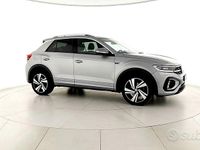 Usata VW T-Roc R-line 150 CV (110 kW) 2022 Grigio SUV