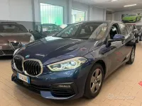 Käytetty BMW 118 Advantage 140 HP (102 kW) 2019 Sininen Viistoperä
