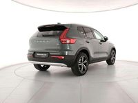 Nuova Volvo XC40 Core 163 CV (119 kW) 2026 Verde SUV